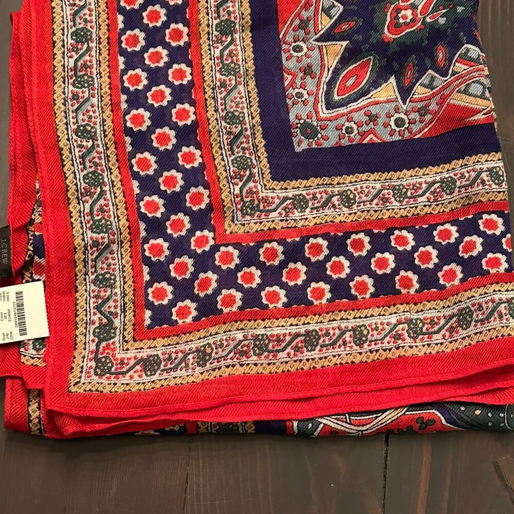 NWT Elegant J.Crew Scarf with Paisley and Floral Patterns 40" square - Picture 2 of 5